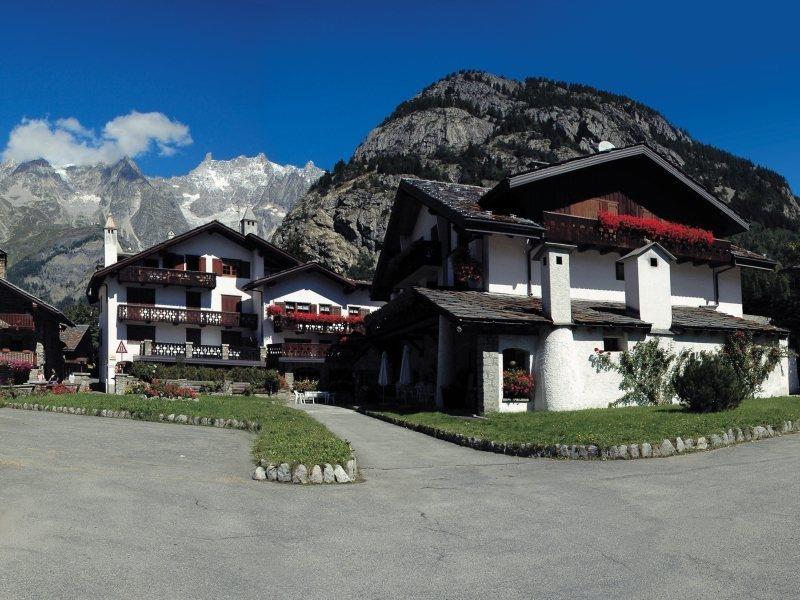 Hotel Del Viale Courmayeur Ngoại thất bức ảnh